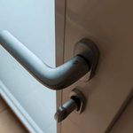 Lavoro portoncini blindati