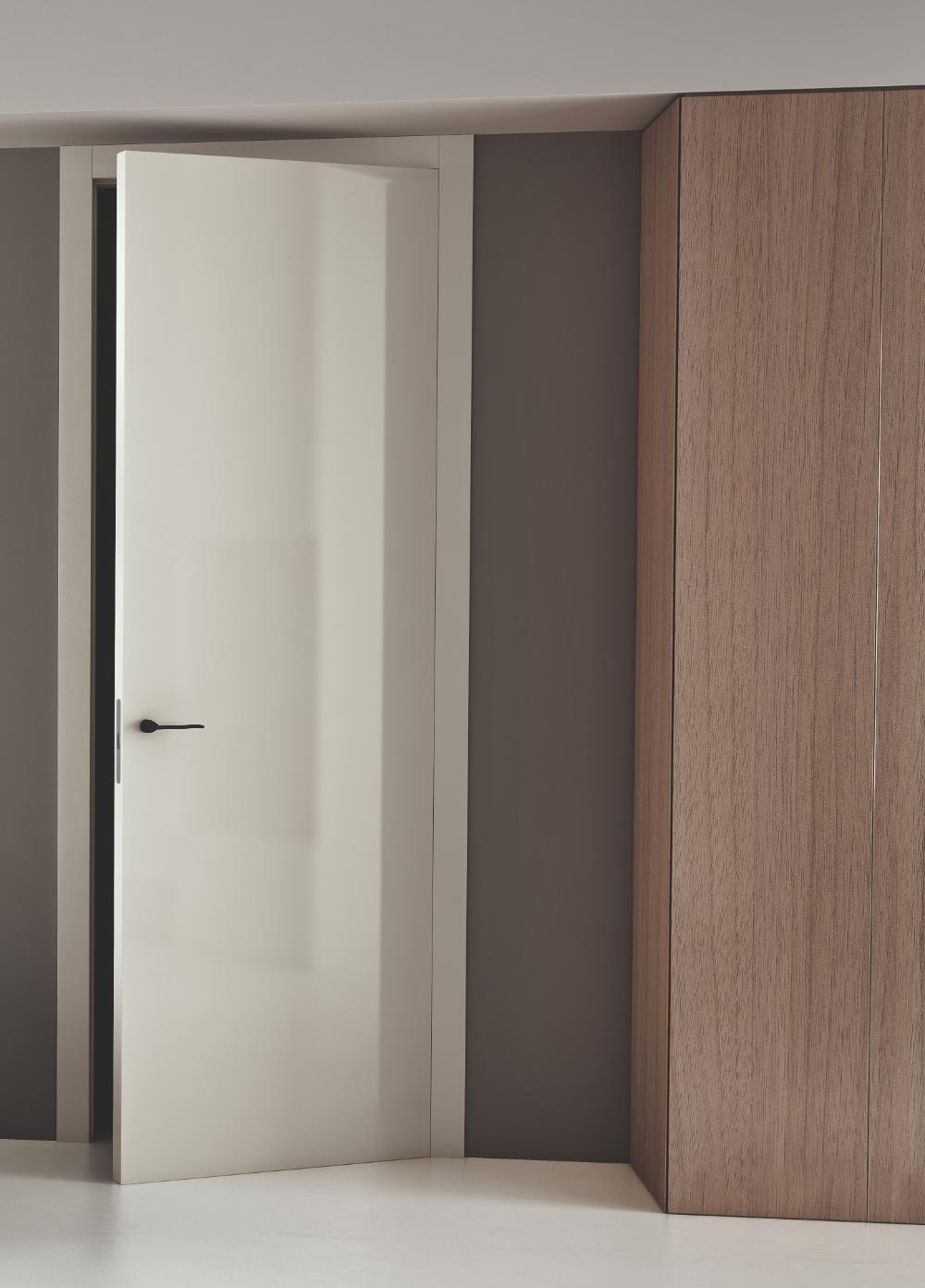 porta interna in legno moderna Tutta altezza laccata 9010